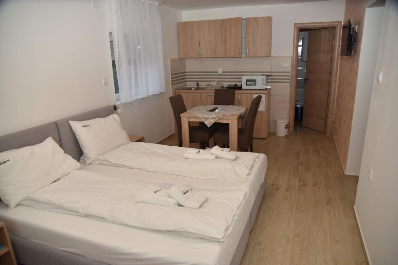 Vila Lux Nedeljkovic Gornja Trepca Čačak Екстериор снимка